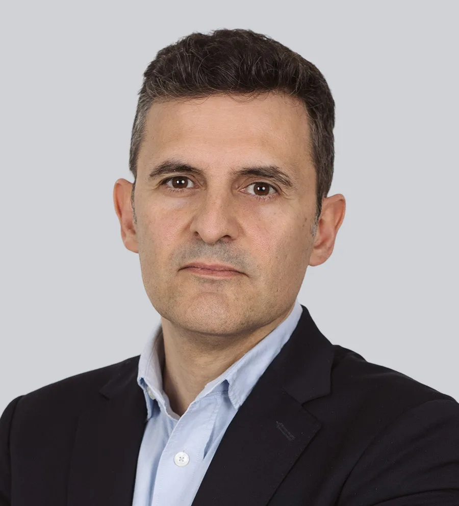 Óscar Martínez Lamigueiro Óscar Martínez Lamigueiro